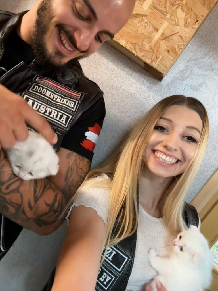 Biker Präsident Koarl mit Qualzuchtkätzchen © Doomstriker LEMC Vindobona